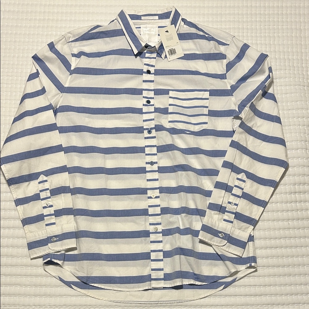 Levi's Men's Blue and White Striped Button Down Shirt size XL